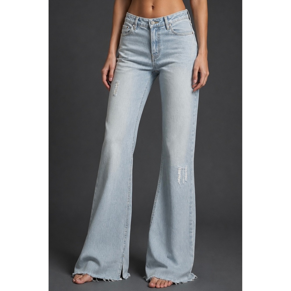 Avec Les‎ Filles Light Wash Distressed Flare Jeans Split Raw Hem 30 80212